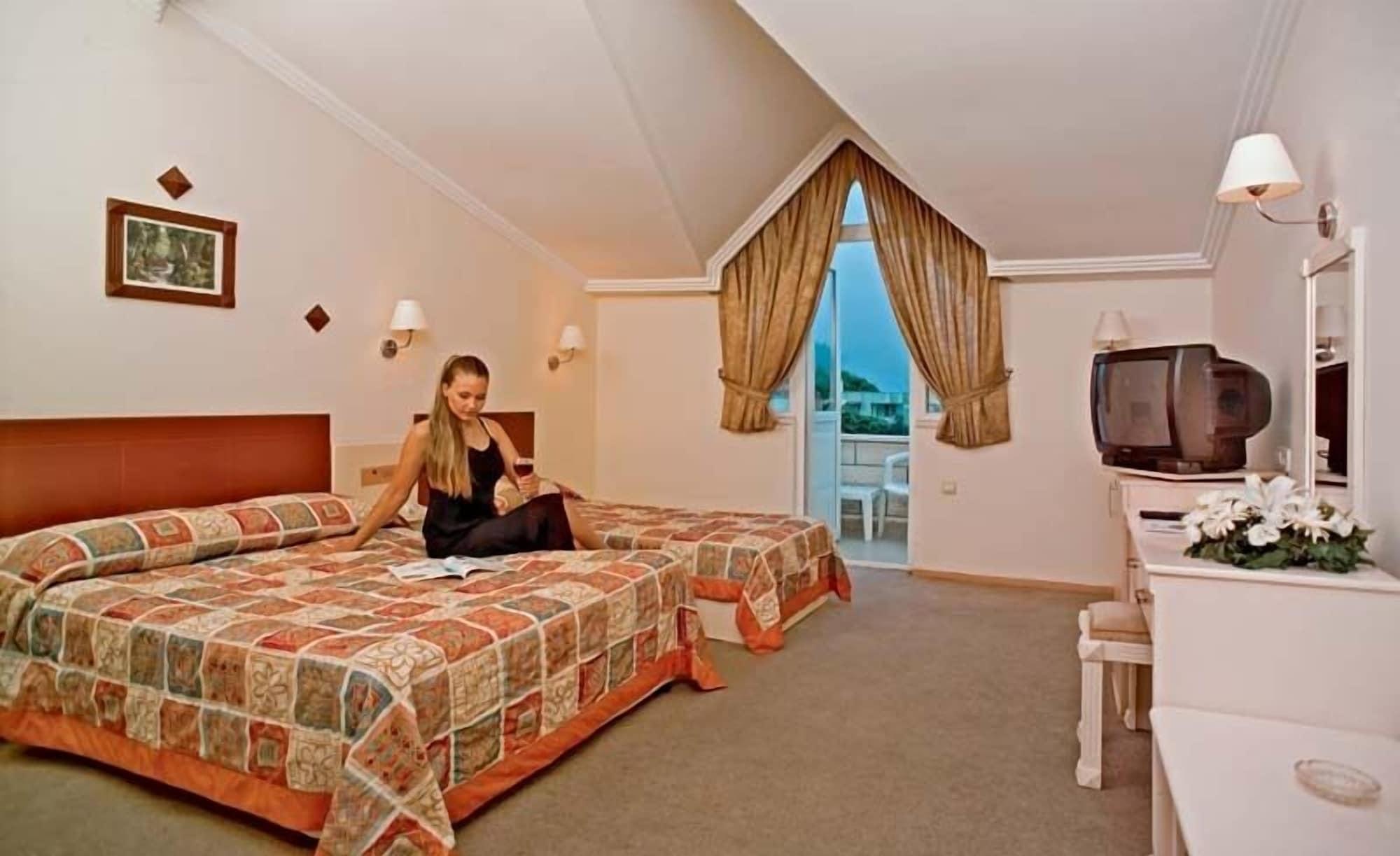 Havana Hotel Kemer Luaran gambar